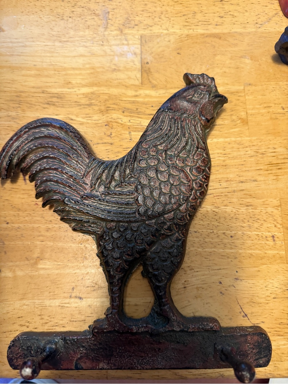 Rustic Rooster Wall Hook - Brown Metal Home Art